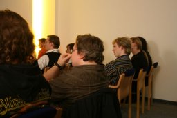Publikum im Vortragsraum